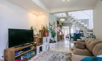 Imagem 2: PORTO ALEGRE - Casa de Condomínio - Hípica