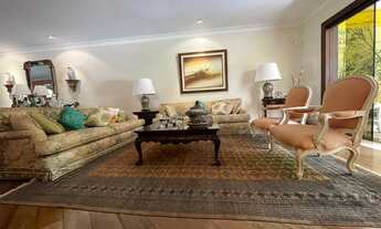 Imagem 5: Casa de condomínio para venda tem 850 metros quadrados com 4 quartos