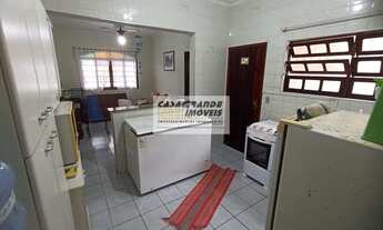 Imagem 6: Casa para venda possui 115 metros quadrados com 3 quartos em Maracanã - Praia Grande - SP