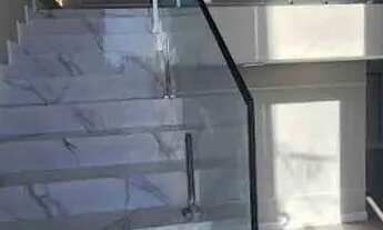 Imagem 4: Casa - 5 Quartos - 5 Suítes - 300,00m²