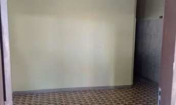 Imagem 2: Aluga-se casa germinada centro