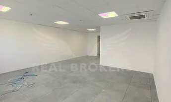 Imagem 6: Sala comercial para locação em Alphaville com infraestrutura pronta para ocupação imediata