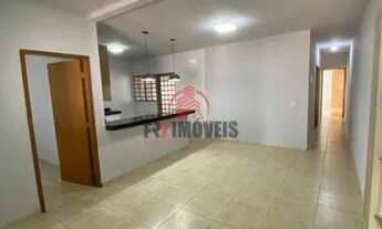 Imagem 4: Casa para venda com 118 metros quadrados com 3 quartos, sendo uma suíte, armários na cozi