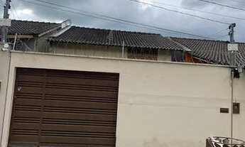 Imagem: Casa à Venda com 2 quartos, 105 m²