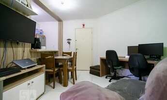 Imagem 3: Apartamento para Aluguel - Vila Dionísia, 2 Quartos, 48 m2