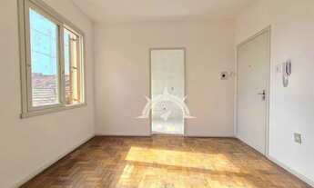 Imagem 4: Apartamento com 1 dormitório para alugar, 50 m² por R$ 987/mês - Passo d'Areia - Port