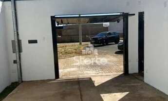 Imagem 2: Casa com 2 dormitórios à venda, 83 m² por R$ 450.000,00 - Novo Mundo - Uberlândia/MG