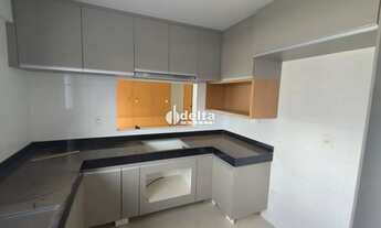 Imagem 5: Apartamento com 3 suítes disponível para locação no bairro Morada da Colina em Uberlândia