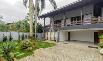 Imagem 2: Sobrado com 1 suíte(s) mais 3 quarto(s) à venda no bairro Saguaçu em Joinville, de R$ 1.55