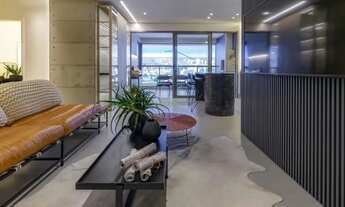 Imagem 3: Apartamento | Artsy