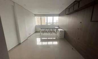 Imagem 4: Sala no Vila da Serra com 27m² área interna