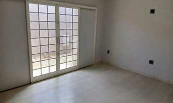 Imagem 2: Locação sobrado - 300 - 3 quartos - 3 banheiros - 2 vaga de garagem- Franca - SP