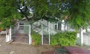 Imagem 3: Casa 3 dormitórios com piscina para venda no bairro Menino Deus Porto Alegre/RS