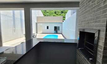 Imagem 4: Casa com piscina em Guaratuba, praia central e Balneário Nereidas