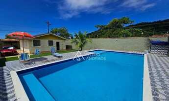 Imagem: Linda casa com piscina na praia Massaguaçu
