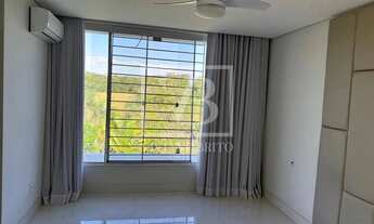 Imagem 15: Casa de alto padrão no Condomínio Montserrat em Betim, com piscina aquecida