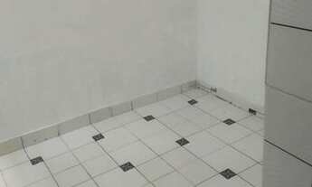 Imagem: Casa com 2 quartos e garagem na Santa Maria