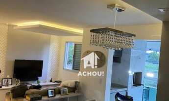 Imagem: FLORAIS, GLEBA PALHANO, REPLETO DE ARMÁRIOS