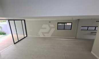 Imagem 4: Casa de condomínio para venda possui 300 metros quadrados com 5 quartos