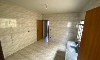 Imagem 5: CASA ÁREA CENTRAL - PROXIMO A UTFPR