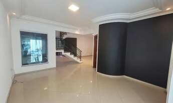 Imagem 5: Casa de condomínio para aluguel tem 268 metros quadrados com 4 quartos