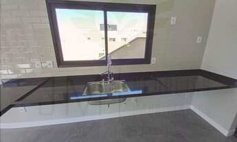 Imagem 5: Casa de condomínio para venda possui 222 m2 com 3 quartos, jacuzzi