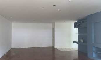 Imagem 7: Apartamento para aluguel possui 242 metros quadrados com 4 quartos em Jardim Europa - São