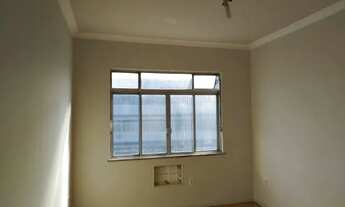 Imagem 4: Maravilhoso apto, 2 quartos + dep. empr.+ garagem em V. Alegre