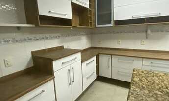 Imagem 2: Excelente 3 quartos a 100 metros da praia da bica