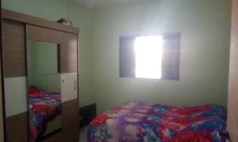 Imagem 7: Chácara para venda possui 180 metros quadrados com 4 quartos