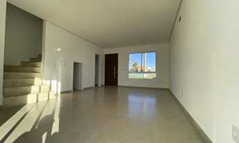 Imagem 3: Casa de condomínio com 3 quartos, 122m², à venda em Porto Alegre, Petrópolis