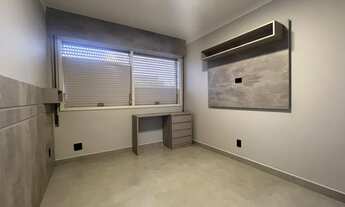 Imagem 7: 2 dormitórios reformado em frente á Praia