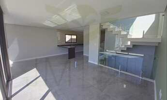 Imagem 2: Casa de condomínio para venda possui 222 m2 com 3 quartos, jacuzzi