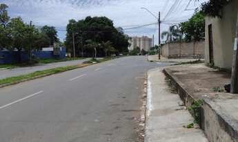 Imagem 2: Casa em Avenida de duas pistas região do Buriti Shopping