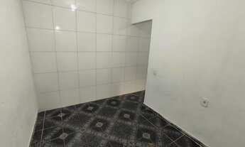 Imagem 4: Aluga-se casa dos fundos