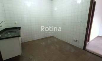 Imagem 4: Casa para alugar, 3 quartos, Segismundo Pereira - Uberlândia/MG - Rotina Imobiliária