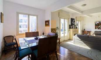 Imagem 5: Apartamento com 5 dormitórios sendo 2 suítes, 240 m2 bem distribuídos