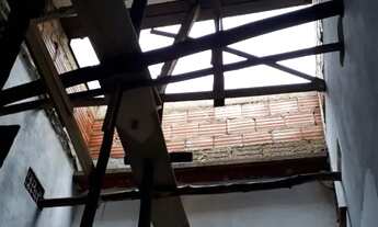 Imagem 3: Construção e terreno