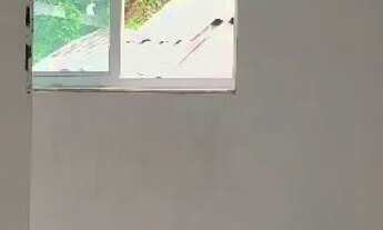 Imagem 5: Alugo apartamento 2 quartos valor 1700 ,não paga taxa e nem iptu, tel