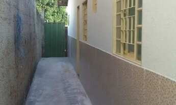 Imagem: Casa no Garavelo com 3 quartos na quadra