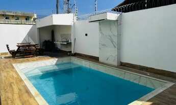 Imagem: Imperdível! Casa Duplex Projetada no Bairro