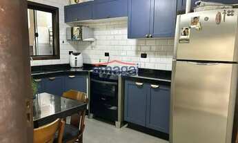 Imagem 2: Sobrado com 2 suítes em condomínio no Centro de Jacareí