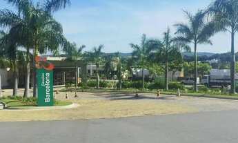 Imagem 6: Sobrado para aluguel e venda possui 224 metros quadrados com 4 quartos