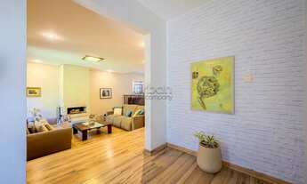 Imagem 2: Casa 3 dormitórios no bairro Menino Deus