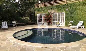 Imagem 3: Espaço e conforto em Itaipava, em meio à natureza