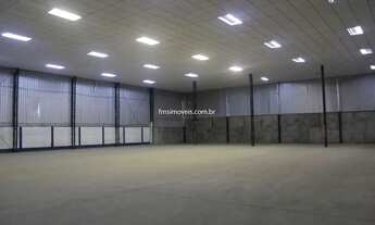 Imagem 2: Galpão Comercial para Locação em Presidente Altino, Osasco-SP: 1 Sala, 2 Banheiros, 8 Vaga