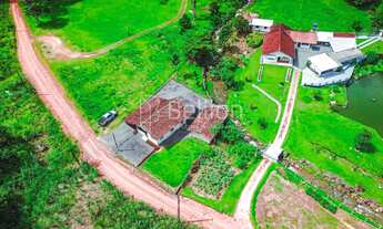 Imagem 3: Morar ou investir? Essa casa em Rio dos Cedros é perfeita!