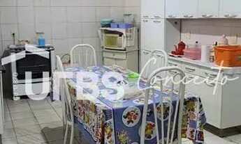 Imagem 7: CASA DE RUA - APARECIDA DE GOIANIA - AV G (Av. RUDÁ), 3 QTOS 250M2