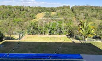 Imagem 7: Casa de alto padrão no Condomínio Montserrat em Betim, com piscina aquecida