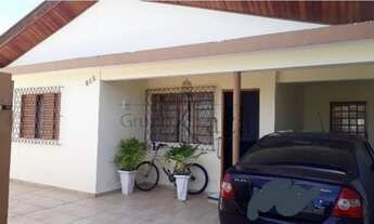 Imagem: Casa - Monte Castelo - 3 Dormitórios